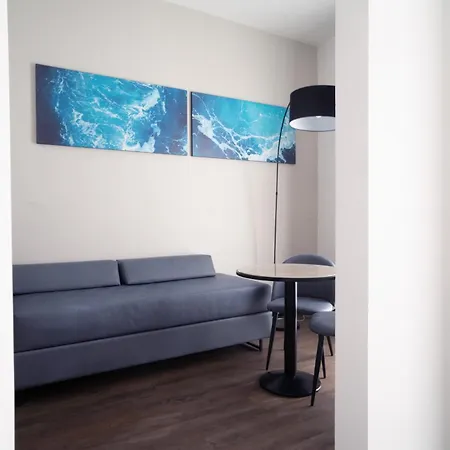 Hotel Sea Lion 4*