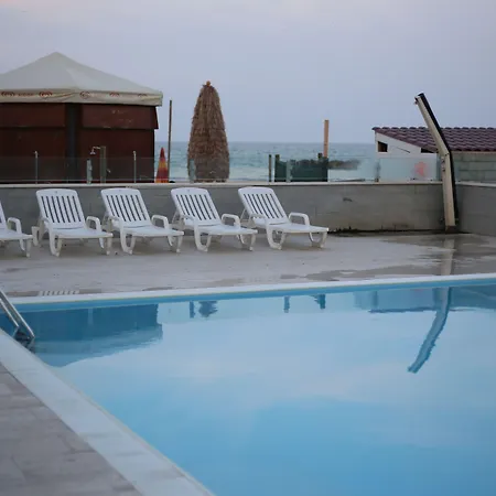 Sea Lion Hotel Montesilvano