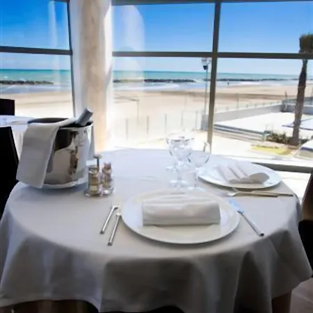 Hotell Sea Lion 4*