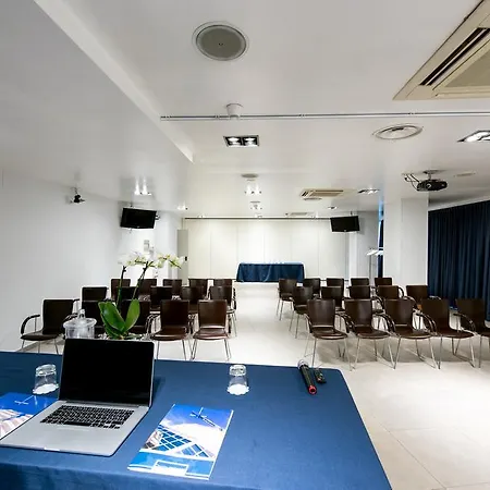 Hotel Sea Lion 4*